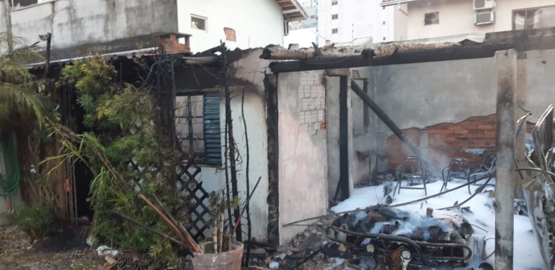 Fragmentos do cilindro de GNV atingiram jovem na cabe&ccedil;a – Foto: Corpo de Bombeiros Militar/Divulga&ccedil;&atilde;o