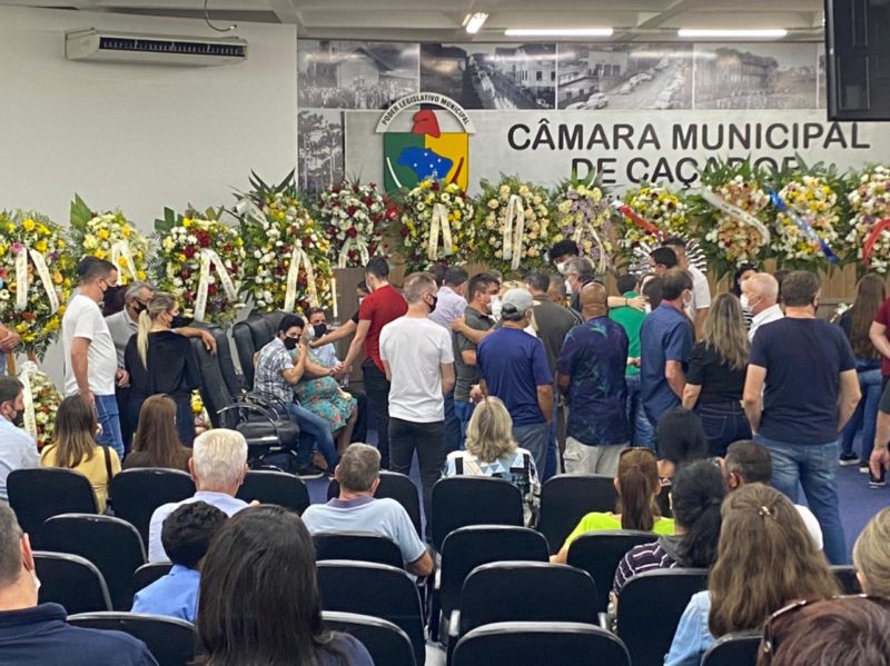 Ricardo de Moraes Barbosa, de 46 anos, foi velado e sepultado neste domingo – Foto: Lorenzo Franchi / ND