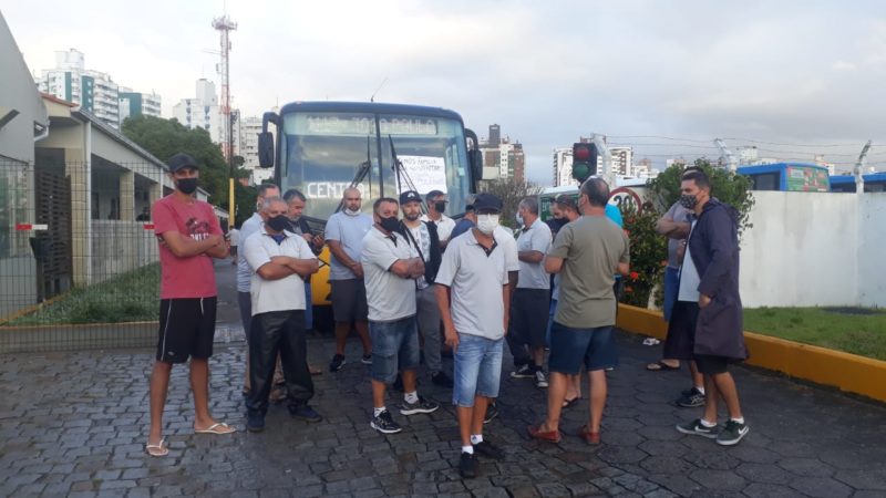 Categoria entrou em estado de greve e não descarta paralisação &#8211; Foto: Sintraturb/Divulgação/ND