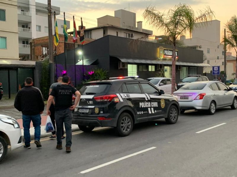 Opera&ccedil;&atilde;o que desarticulou ‘cracol&acirc;ndia’ de Bombinhas prende &uacute;ltimo foragido – Foto: Pol&iacute;cia Civil/Divulga&ccedil;&atilde;o/ND