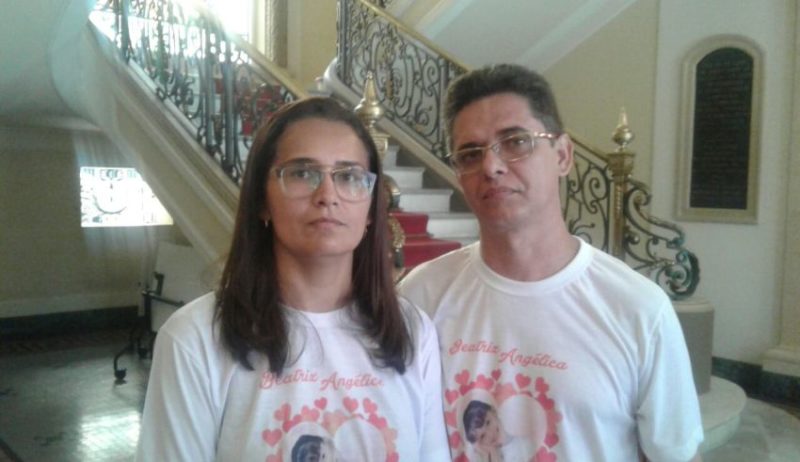Os pais de Beatriz passaram os &uacute;ltimos 6 anos lutando por respostas – Foto: Internet/Reprodu&ccedil;&atilde;o/ND
