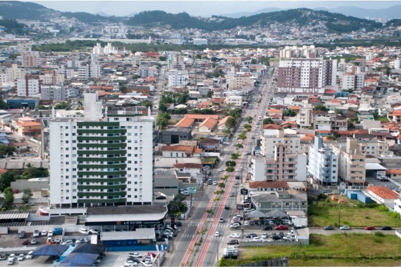 Simplificando processos e diminuindo burocracias, S&atilde;o Jos&eacute; criou 11,5 mil empregos em 2021- Foto: Leo Munhoz/ND