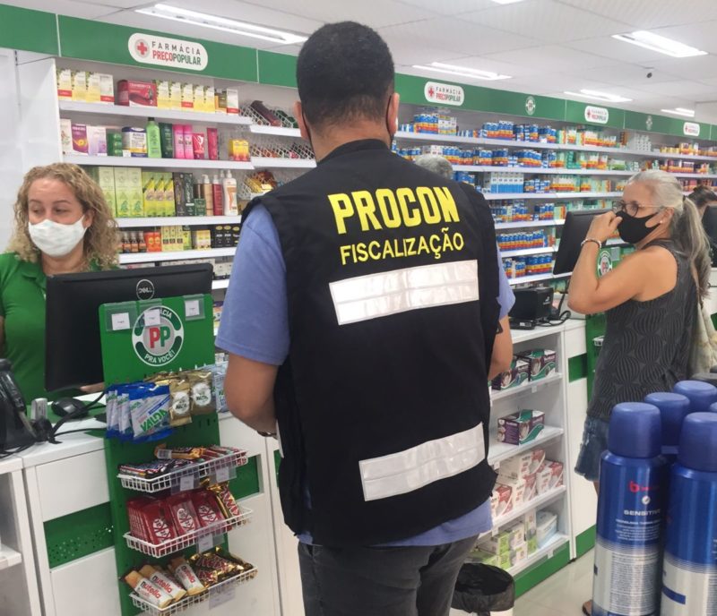 Na quarta-feira (6) foram feitas as fiscaliza&ccedil;&otilde;es em farm&aacute;cias de Florian&oacute;polis