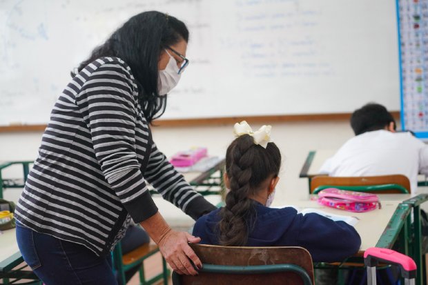 Reajuste de 33% do piso salarial de docentes foi proposto pelo governo federal – Foto: Ricardo Wolffenbuttel/Secom/ND