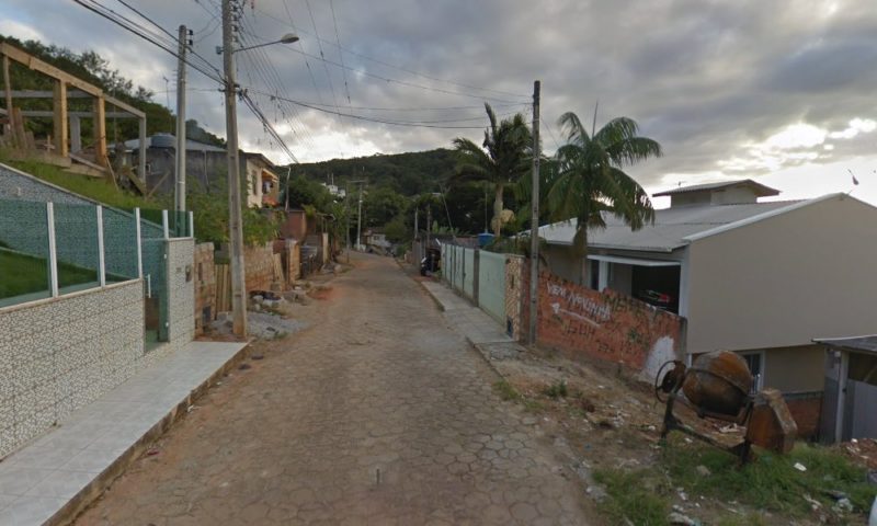 M&atilde;e presenciou assassinato do filho dentro da pr&oacute;pria casa – Foto: Reprodu&ccedil;&atilde;o/Google Street View/ND