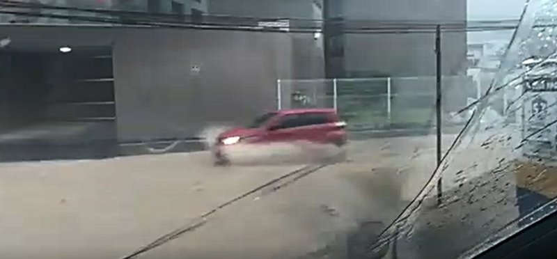 Chuva causou alagamentos em Blumenau neste s&aacute;bado (15) – Foto: Divulga&ccedil;&atilde;o/ND