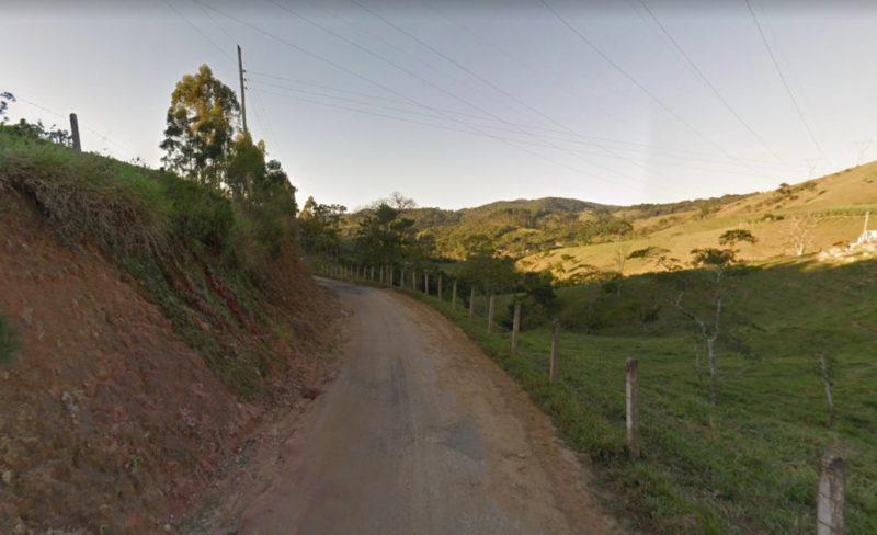 Mulher foi espancada e queimada próximo à Fazenda São Sebastião, em Santo Amaro da Imperatriz &#8211; Foto: Google Maps/Reprodução/ND