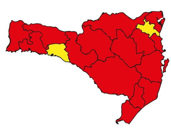 Os n&iacute;veis de transmiss&atilde;o da Covid-19 est&atilde;o altos em Santa Catarina: o risco &eacute; grav&iacute;ssimo nas regi&otilde;es em vermelho e alto em amarelo – Foto: Divulga&ccedil;&atilde;o/SES/ND