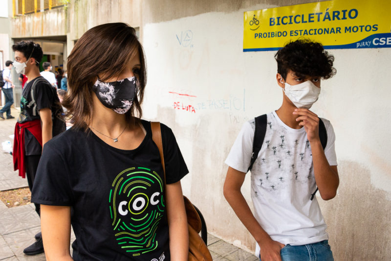 Nicole e Giovane s&atilde;o candidatos no Vestibular 2022 – Foto: Henrique Almeida/Agecom UFSC/Divulga&ccedil;&atilde;o/ND