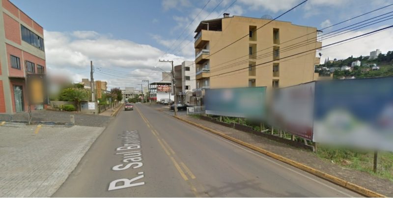 Crime ocorreu na noite do s&aacute;bado (26) na rua Saul Brandalise, no bairro Dois Pinheiros. – Foto: Google Street View/Reprodu&ccedil;&atilde;o