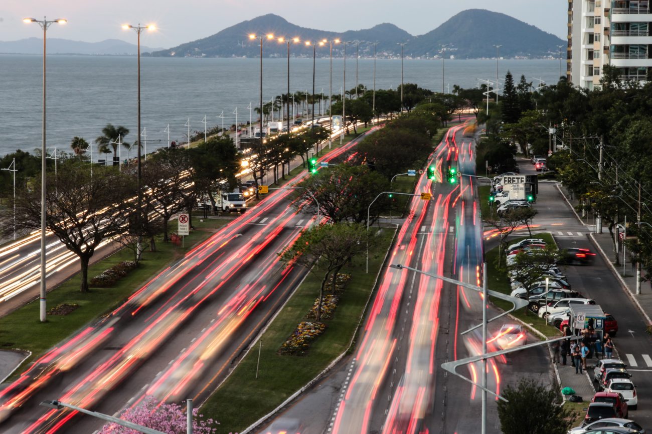 Carreata contra Bolsonaro começou na Avenida Beira-mar Norte em 23 de janeiro de 2021