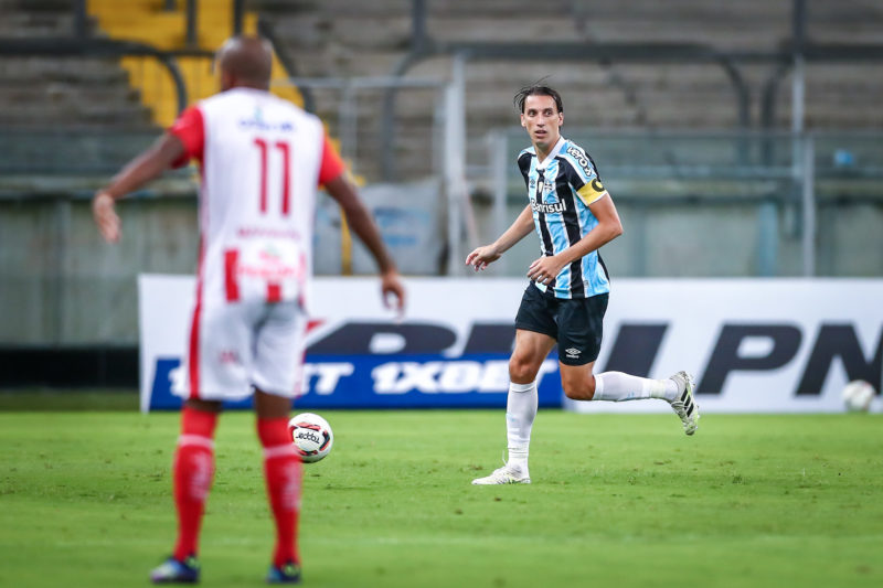 Gr&ecirc;mio de Pedro Geromel &eacute; uma das atra&ccedil;&otilde;es da S&eacute;rie B&nbsp; – Foto: Lucas Uebel/Gremio FBPA/ND