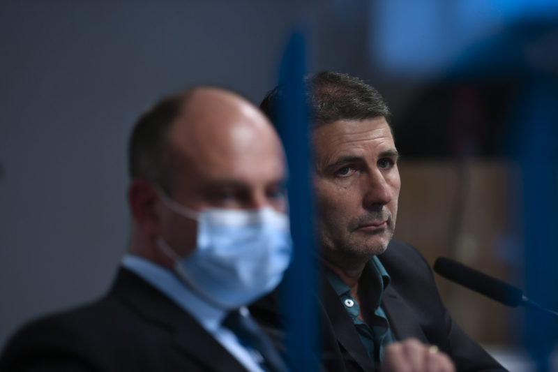 O atual presidente da Chapecoense, Nei Roque Mohr, defendeu a postura do clube em rela&ccedil;&atilde;o &agrave;s fam&iacute;lias das v&iacute;timas do desastre&mdash; Foto: Edilson Rodrigues/Ag&ecirc;ncia Senado/ND