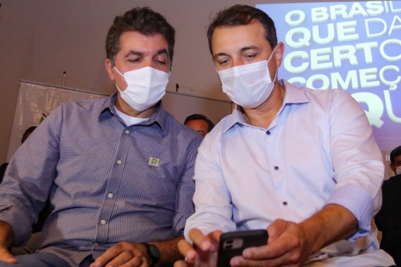 Cl&eacute;sio Salvaro e Carlos Mois&eacute;s – Foto: Mauricio Vieira/Divulga&ccedil;&atilde;o/ND