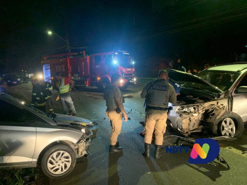 Homem morreu em acidente entre dois carros em Joinville – Foto: Ricardo Alves/NDTV
