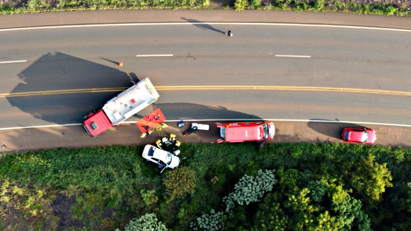 Acidente entre quatro ve&iacute;culos deixa feridos em Chapec&oacute; &mdash; Foto: Focco Imagens A&eacute;reas/Divulga&ccedil;&atilde;o/ND
