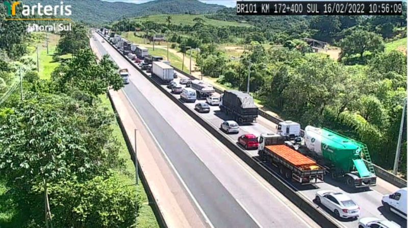 Acidente ocorreu no km 171 da BR-101 em Tijucas – Foto: Arteris/Divulga&ccedil;&atilde;o/ND