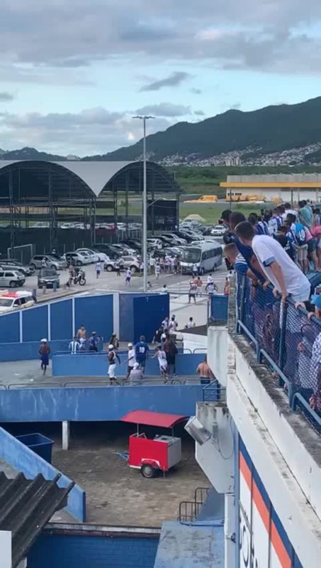 FRAME – Confus&atilde;o entre torcedores do Ava&iacute; e JEC – Foto: Divulga&ccedil;&atilde;o/ND