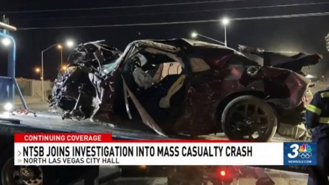 O ve&iacute;culo de luxo ficou completamente destru&iacute;do e ningu&eacute;m que estava no carro sobreviveu ao acidente – Foto: Internet/Reprodu&ccedil;&atilde;o/ND