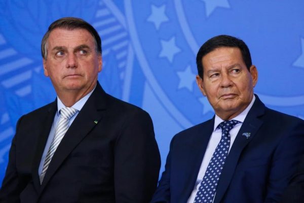 Jair Bolsonaro, Hamilton mour&atilde;o, – Foto: Isac N&oacute;brega/PR/Divulga&ccedil;&atilde;o/ND