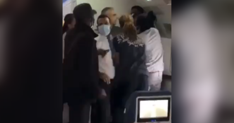 Briga generalizada toma conta de voo para Guiana Francesa – Foto: Internet/Reprodu&ccedil;&atilde;o