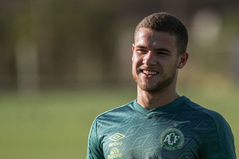 Busanello tem contrato com a Chapecoense at&eacute; o final de 2023 – Foto: Chapecoense/Arquivo/ND
