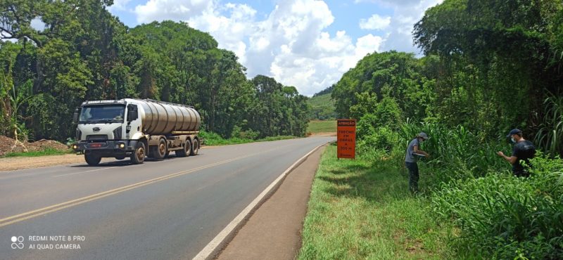 Bombeiros fazem buscas na comunidade atr&aacute;s de outros ossos – Foto: Pol&iacute;cia Civil/Divulga&ccedil;&atilde;o/ND