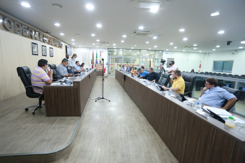 Vereadores votar&atilde;o projeto sobre aposentadoria de servidores em Blumenau ap&oacute;s consulta p&uacute;blica in&eacute;dita – Foto: Denner Ovidio/Imprensa CMB/ND
