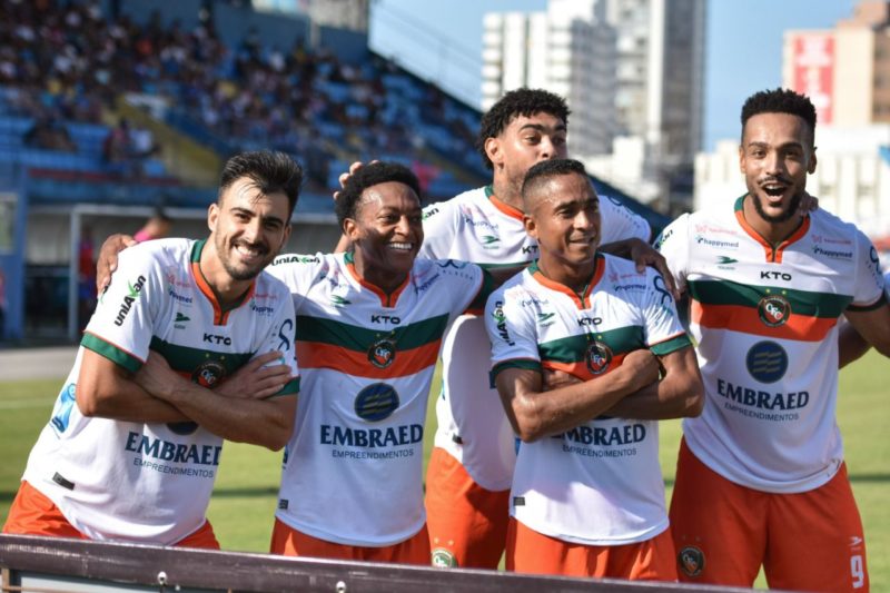 Cambori&uacute; venceu e assume a vice-lideran&ccedil;a do Campeonato Catarinense – Foto: Tiago Winter/Cambori&uacute;/ND