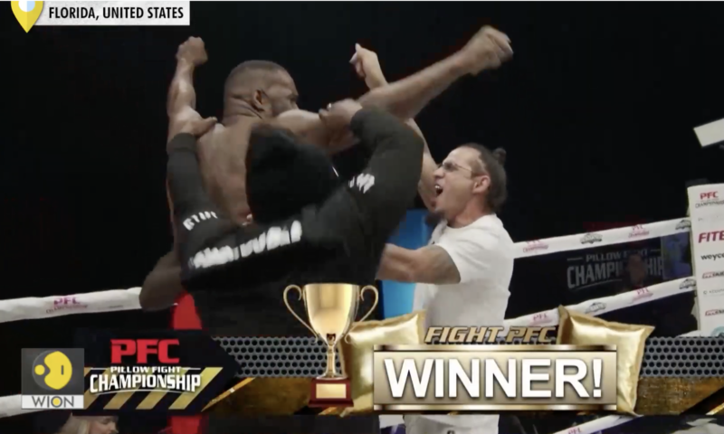 Na vers&atilde;o da luta masculina, quem ganhou foi o americano Marcus Brimage – Foto: Reprodu&ccedil;&atilde;o