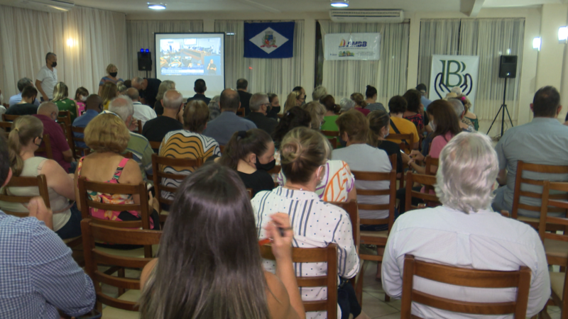 Moradores do Bucarein se reuniram para falar sobre o tema – Foto: Gladionor Ramos/NDTV