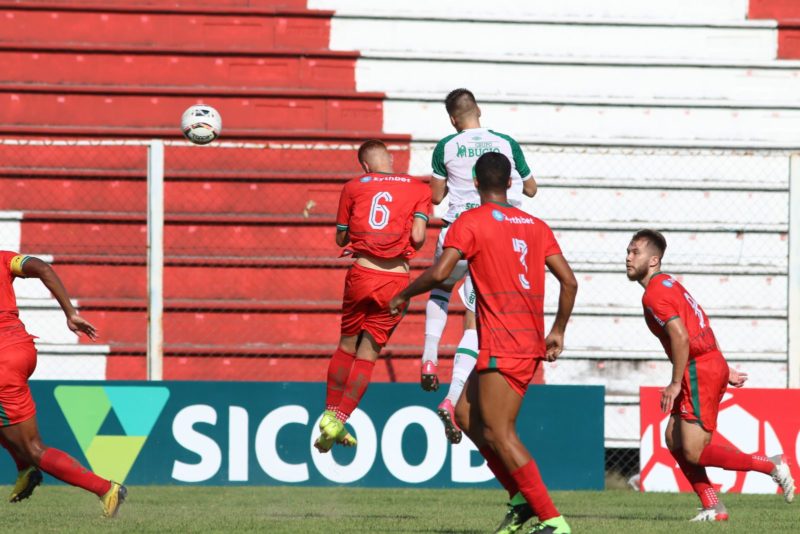 Chapecoense perde para o Pr&oacute;spera no Campeonato Catarinense – Foto: Gustavo Medeiros/Chapecoense/ND
