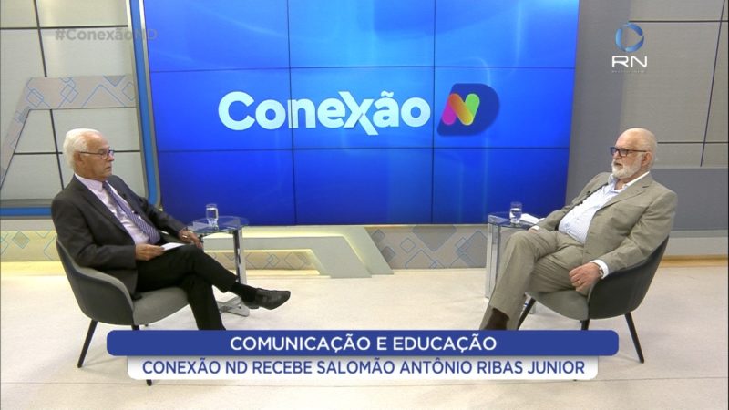 Salom&atilde;o Antonio Ribas Junior e Moacir Pereira conversam sobre o centen&aacute;rio da Semana de Arte Moderna no Conex&atilde;o ND – Foto: Reprodu&ccedil;&atilde;o/NDTV