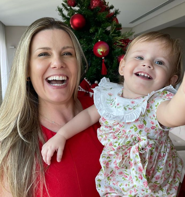 Lua foi diagnosticada com retinoblastoma aos 11 meses – Foto: Internet/Reprodu&ccedil;&atilde;o/ND