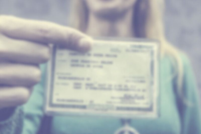 Cidad&atilde; que mudou de g&ecirc;nero em SC exibe documento – foto meramente ilustrativa – Foto: Daniel Queiroz/Arquivo/ND