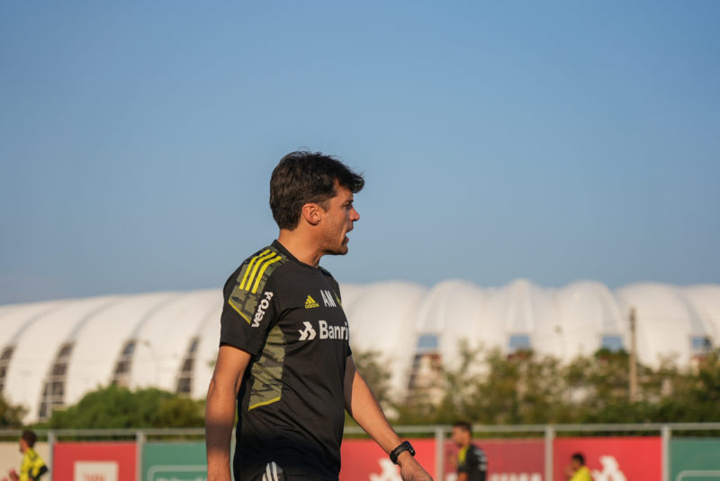 Tr&ecirc;s dos quatro refor&ccedil;os para o treinador j&aacute; est&atilde;o aptos a entrar em campo – Foto: Ricado Duarte/Inter/Divulga&ccedil;&atilde;o