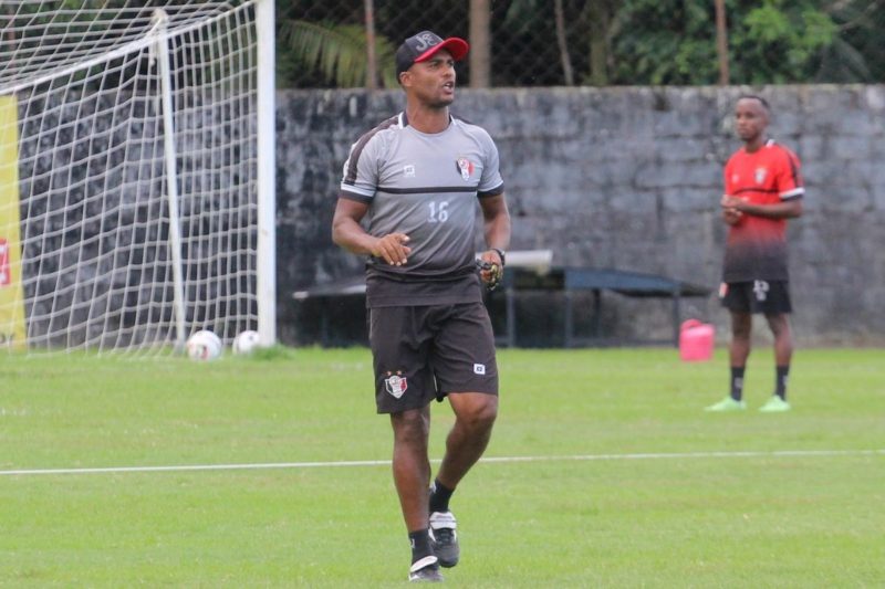Elizeu Ferreira, que comanda o time nesta quinta-feira (3), ser&aacute; o t&eacute;cnico do Sub-20 em reformula&ccedil;&atilde;o promovida pela diretoria – Foto: Vitor Forcellini/JEC/Divulga&ccedil;&atilde;o/ND