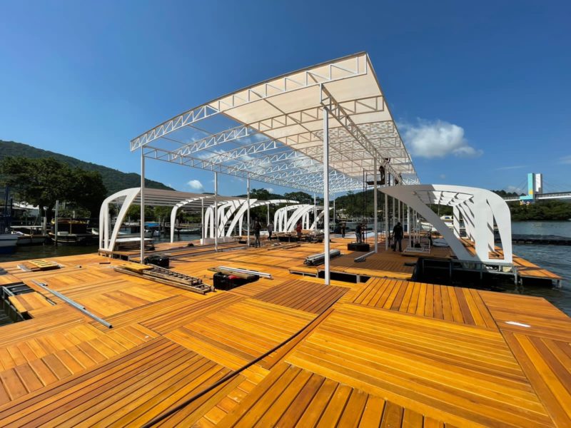 Nova estrutura no p&iacute;er da Barra em Balne&aacute;rio Cambori&uacute; ser&aacute; clube n&aacute;utico itinerante – Foto: Reprodu&ccedil;&atilde;o/Internet