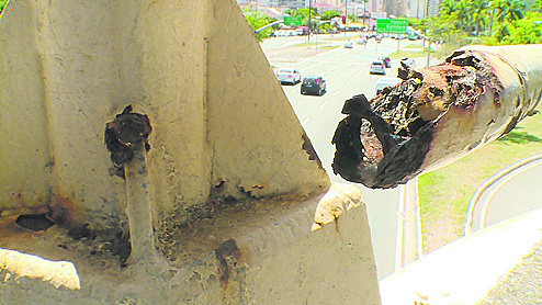 Detalhe da passarela de pedestres da rodovi&aacute;ria Rita Maria – Foto: Reprodu&ccedil;&atilde;o/NDTV