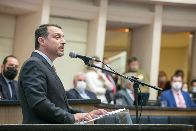 Governador Carlos Mois&eacute;s teve nova conversa com o MDB. Ele ainda n&atilde;o definiu a qual partido vai se filiar para concorrer &agrave; reelei&ccedil;&atilde;o – Foto: Rodolfo Esp&iacute;nola/Divulga&ccedil;&atilde;o/ND