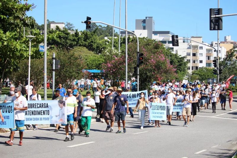 Greve em Florianópolis completou oito dias