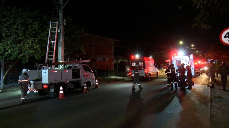 Homem morreu ap&oacute;s ser atingido por descarga el&eacute;trica – Foto: Juliano Masselai/NDTV