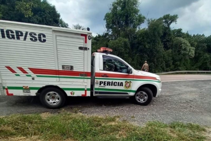 Corpo foi encontrado no domingo (13), &agrave;s margens da BR-116, em Papanduva – Foto: Divulga&ccedil;&atilde;o/ND