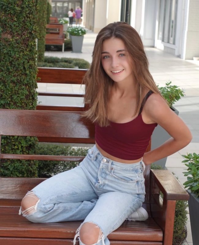 Influenciadora Ava Majury tinha 13 anos quando foi perseguida