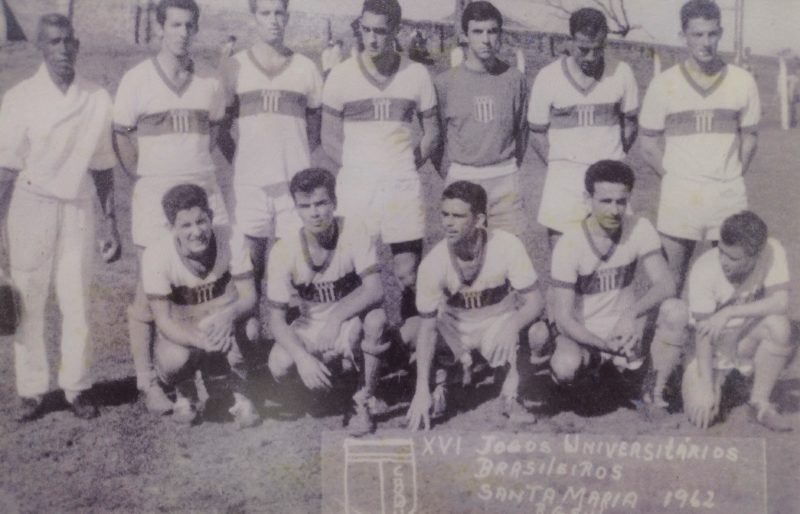 Sele&ccedil;&atilde;o Catarinense Universit&aacute;ria, 1962. – Foto: (Acervo Fam&iacute;lia Viecelli/N