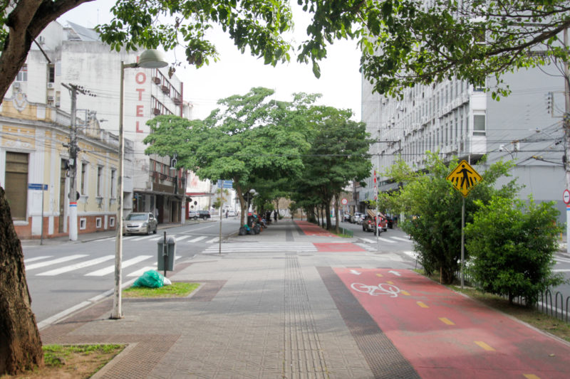 Aenida Herc&iacute;lio Luz, em Florian&oacute;polis – Foto: Leo Munhoz/ND