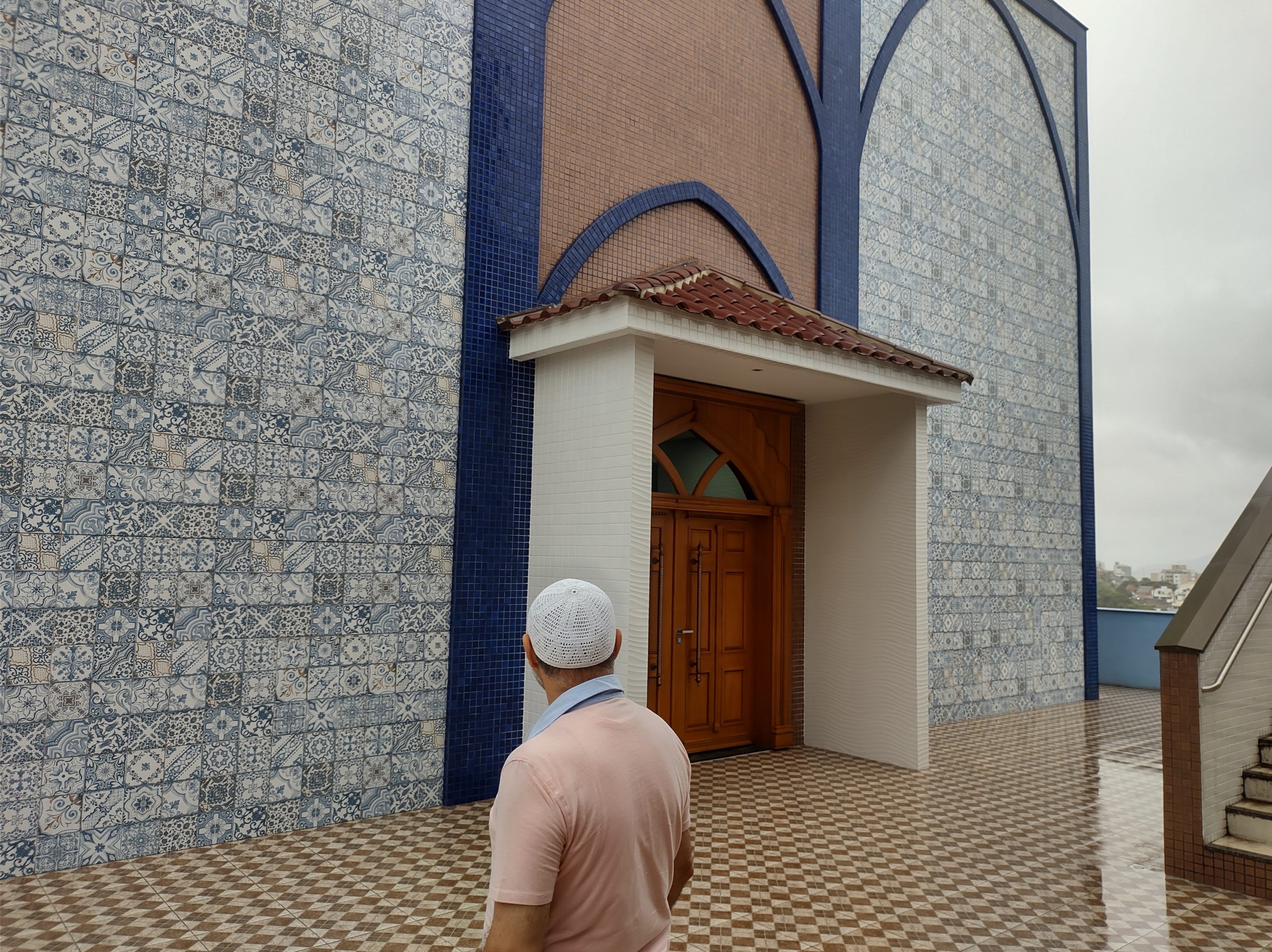 Mesquita está com vagas abertas para aulas de natação e