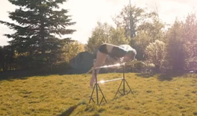 A adolescente se diverte fazendo os v&iacute;deos para seus seguidores – Foto: Internet/Reprodu&ccedil;&atilde;o/ND
