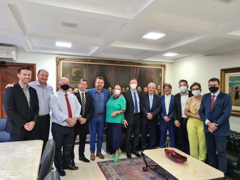 Secret&aacute;rio Eron Giordani tamb&eacute;m esteve na reuni&atilde;o do MDB – Foto: Douglas Fortes/Divulga&ccedil;&atilde;o/ND