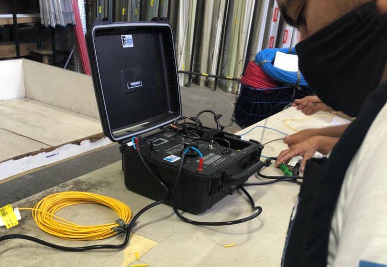 Equipamento utilizado pelo Procon para analisar a qualidade dos fios comercializados – Foto: Divulga&ccedil;&atilde;o/Procon/ND